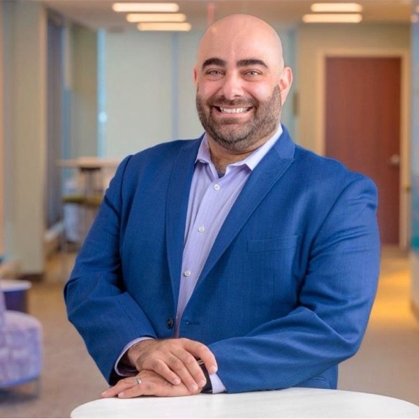 Dr. Eric Cioè-Peña